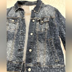 LuLaRoe Medium Animal Print Jean Jacket